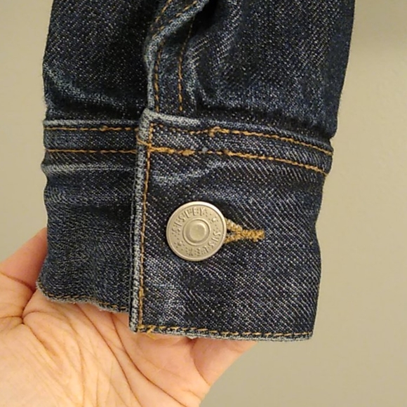 Authentic Rugged Point denim jacket - Picture 2 of 5